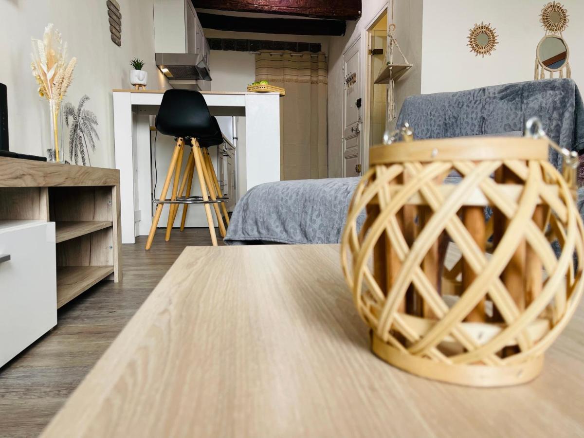 *Le Sahara*Hyper Centre*Wifi* Apartment Salon-de-Provence Bagian luar foto